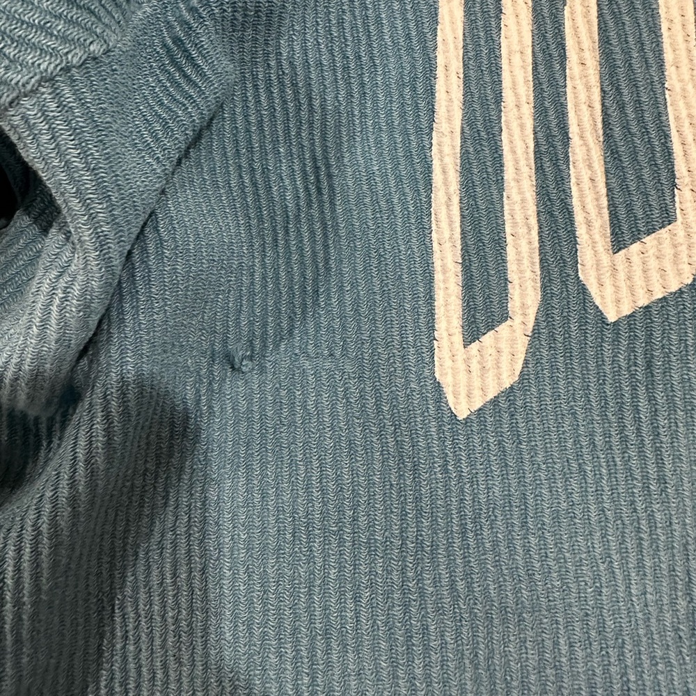 Outer Banks Blue pullover - Picture 3 of 3